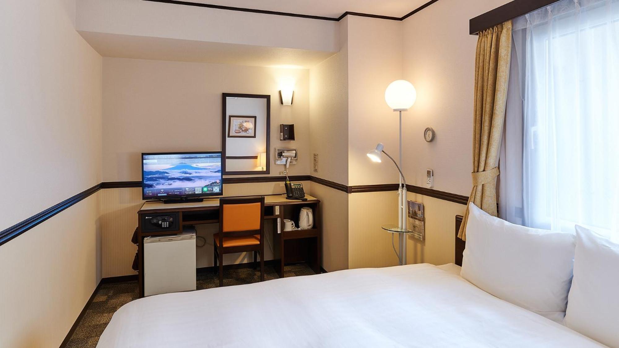 Toyoko Inn Fukuyama-Eki Shinkansen Minami-Guchi Rom bilde