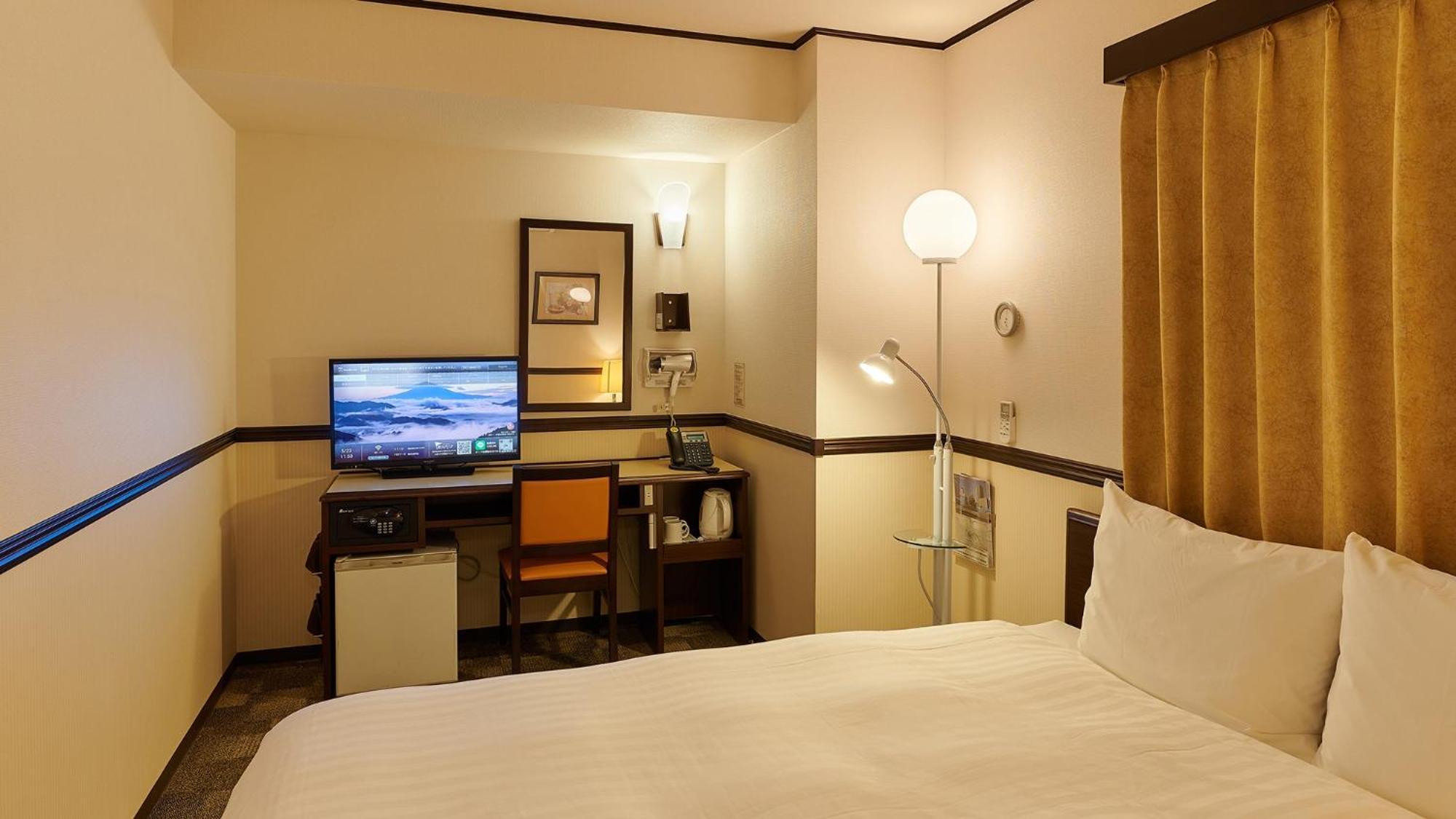 Toyoko Inn Fukuyama-Eki Shinkansen Minami-Guchi Rom bilde
