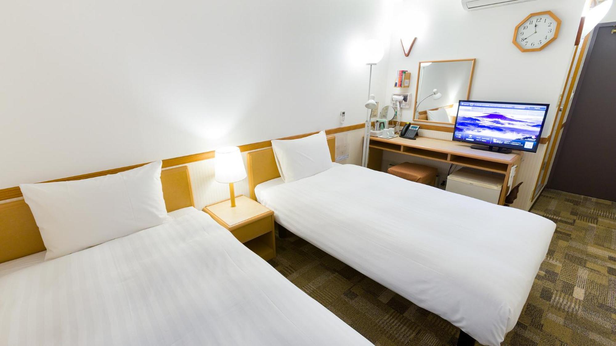 Toyoko Inn Fukuyama-Eki Shinkansen Minami-Guchi Rom bilde